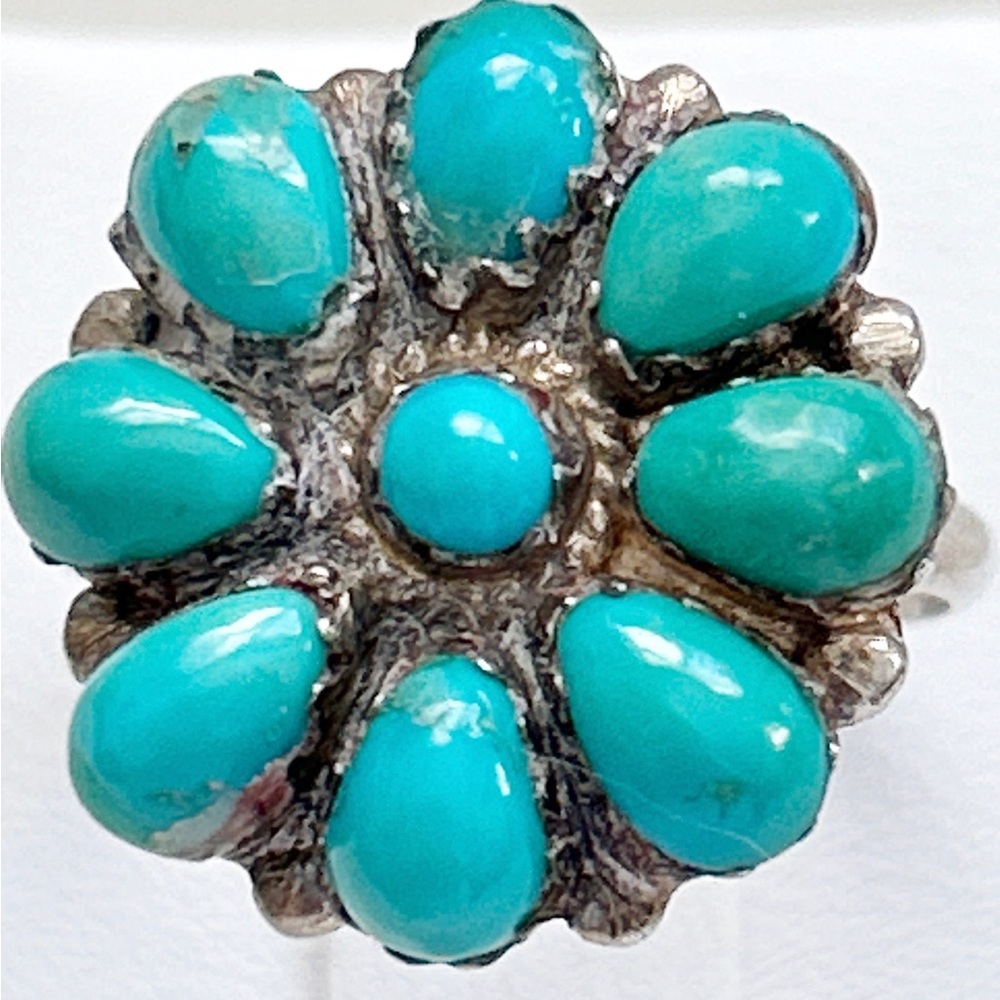 Vintage Signed Eriacho Zuni Turquoise Flower Sterling Silver Ring - Picture 9 of 15
